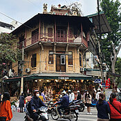 Trotz Corona wirkt das Zentrum Hanois hier durchaus belebt.