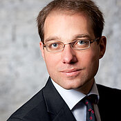 Anfang April wird Florian Bien für einen mehrmonatigen Aufenthalt nach Paris reisen, um dort an der Université Panthéon-Sorbonne zu forschen.