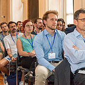 Viele Promovierende und Postdocs waren zur Feier gekommen.
