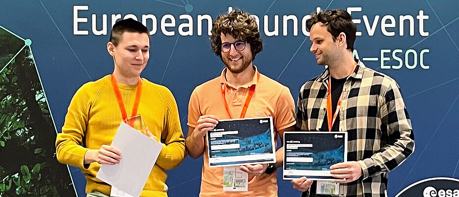 Die siegreichen Studenten von links nach rechts: Dennis Reimer, Matei Oana und Paul Heinisch. 